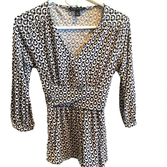 BANANA REPUBLIC STRETCH WOMENS TOP SHIRT SUMMER CASUAL DRESSY TOPS SIZE S SMALL - Picture 1 of 3